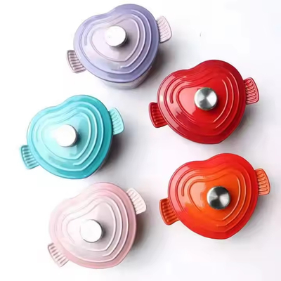 1Low MOQ Custom Red Heart Shaped Cast Iron Dutch Oven Nonstick Antique Enamel Casserole Pots